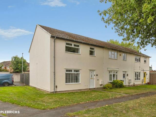 3 bedroom end of terrace house for sale