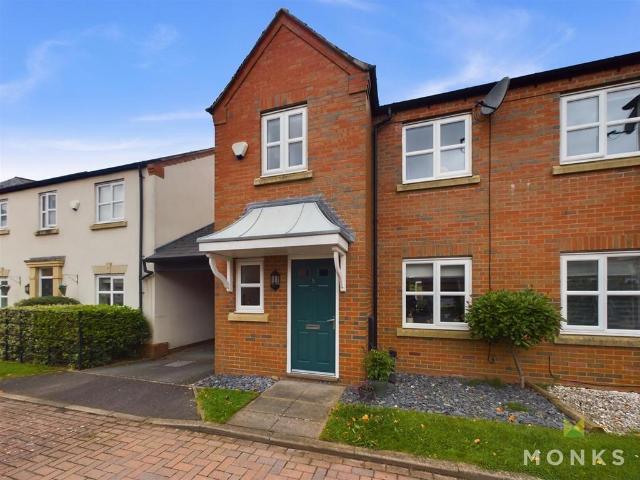 3 bedroom end of terrace house for sale