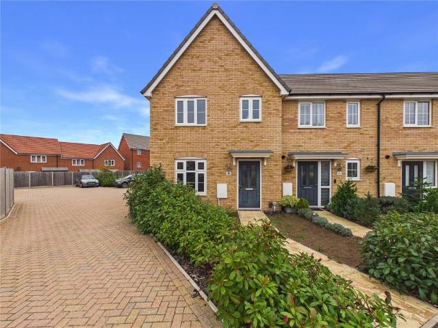 3 bedroom end of terrace house for sale