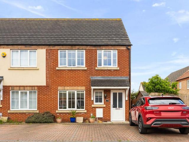 3 bedroom end of terrace house for sale