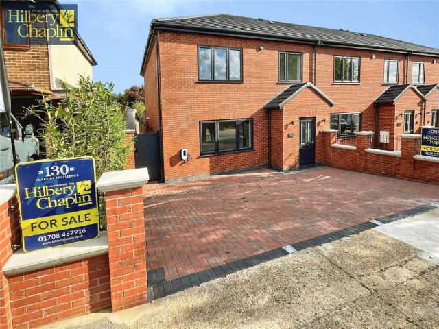 3 bedroom end of terrace house for sale