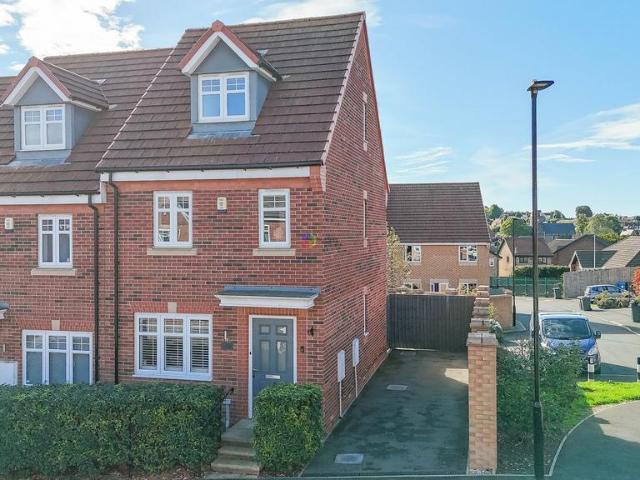 3 bedroom end of terrace house for sale