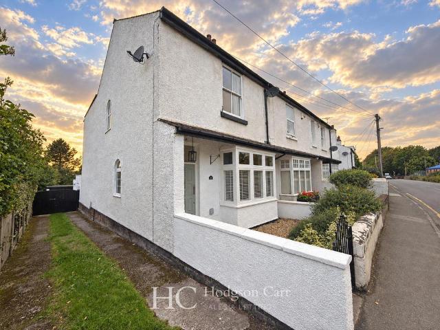 3 bedroom end of terrace house for sale