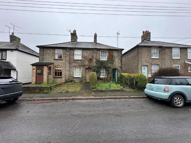3 bedroom end of terrace house for sale