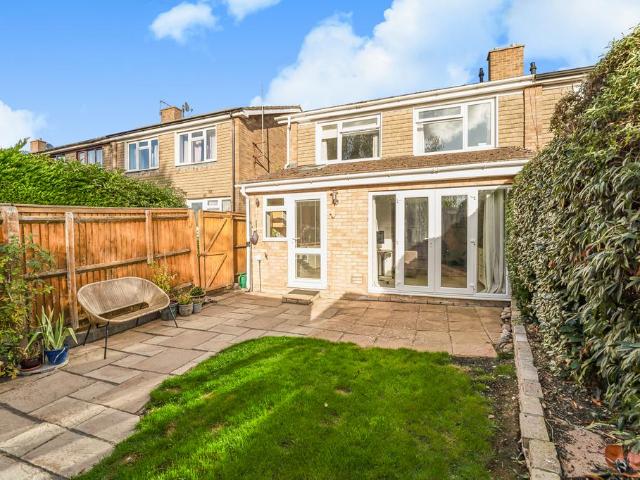 3 bedroom end of terrace house for sale