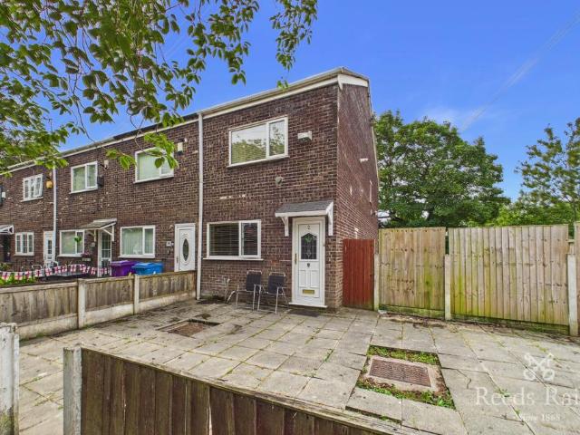 3 bedroom end of terrace house for sale