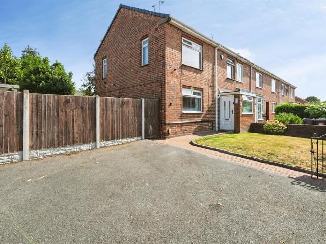3 bedroom end of terrace house for sale