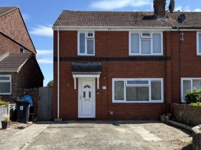 3 bedroom end of terrace house for sale