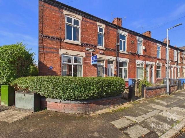 3 bedroom end of terrace house for sale