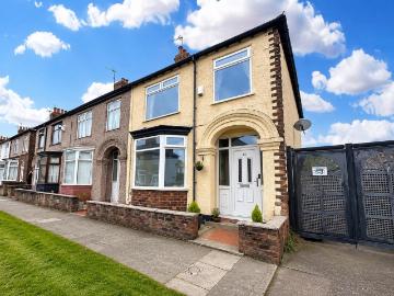 3 bedroom end of terrace house for sale