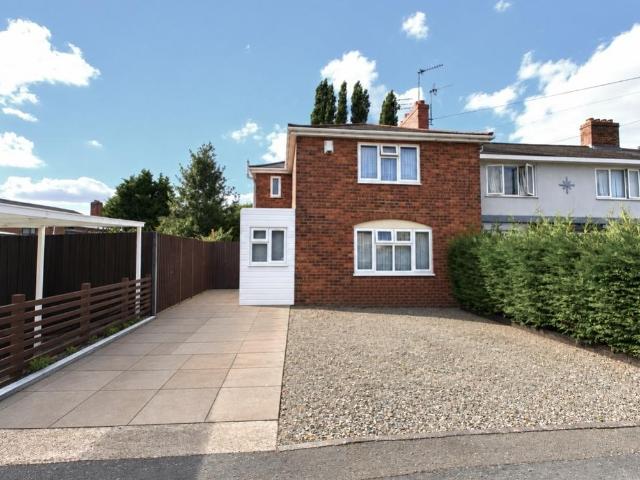 3 bedroom end of terrace house for sale