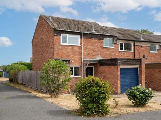 3 bedroom end of terrace house for sale