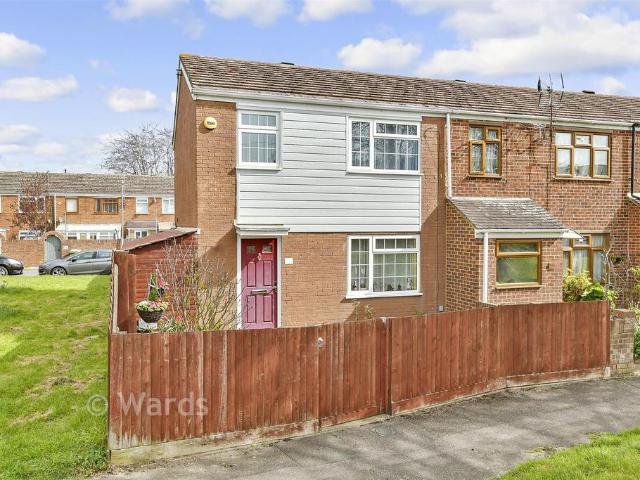 3 bedroom end of terrace house for sale