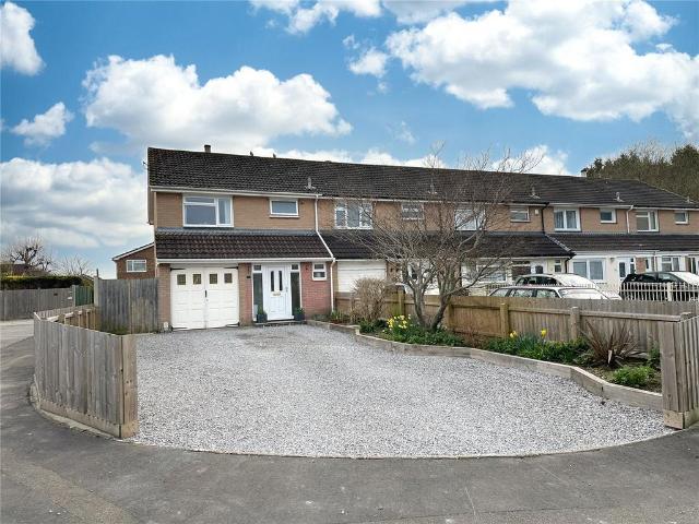 3 bedroom end of terrace house for sale