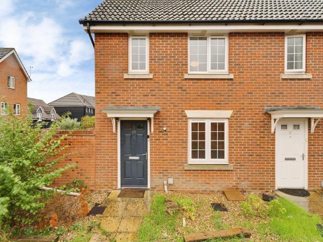 3 bedroom end of terrace house for sale