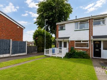 3 bedroom end of terrace house for sale