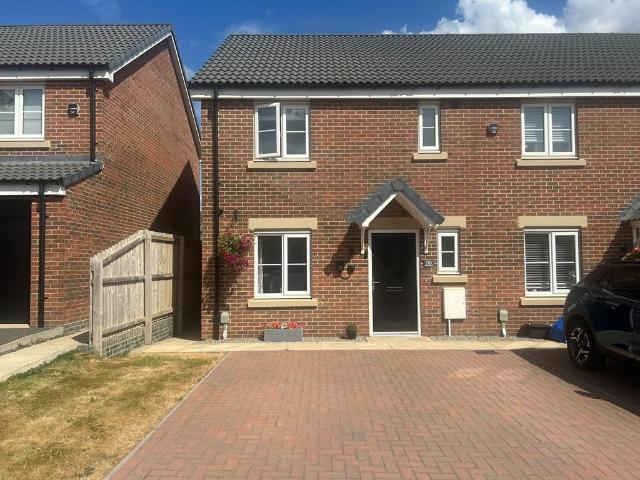 3 bedroom end of terrace house for sale