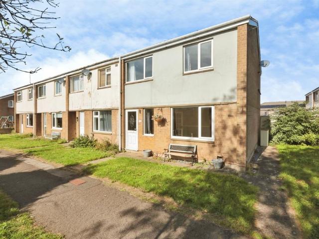 3 bedroom end of terrace house for sale
