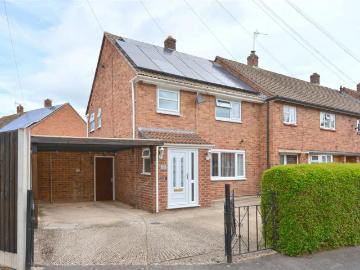3 bedroom end of terrace house for sale