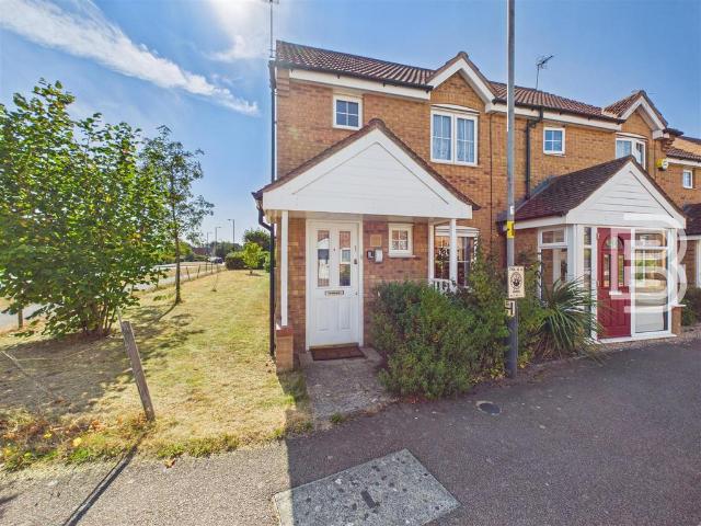 3 bedroom end of terrace house for sale