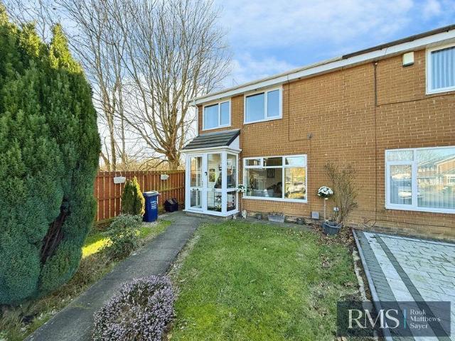 3 bedroom end of terrace house for sale