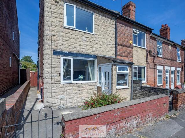 3 bedroom end of terrace house for sale