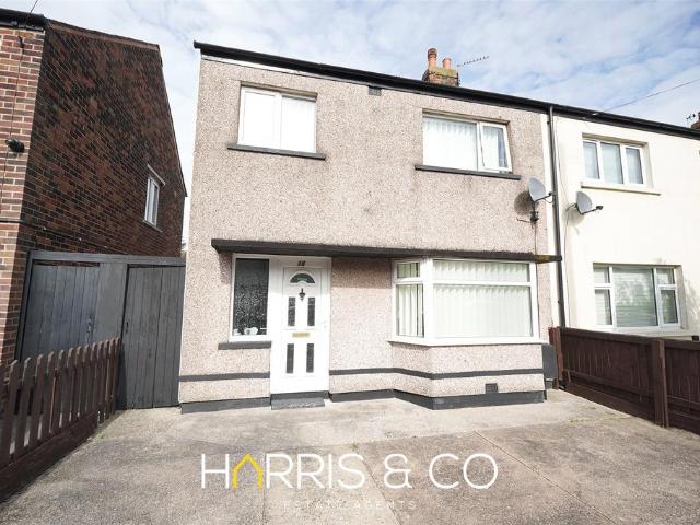 3 bedroom end of terrace house for sale