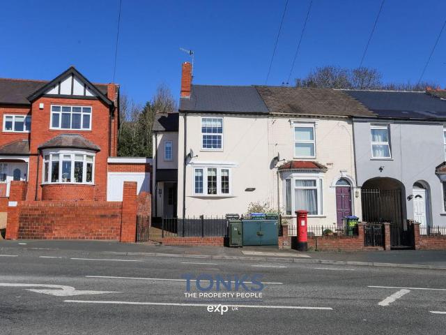 3 bedroom end of terrace house for sale