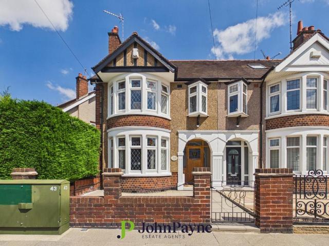 3 bedroom end of terrace house for sale