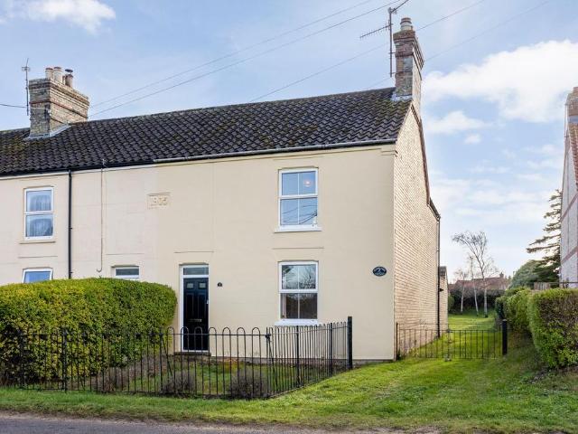 3 bedroom end of terrace house for sale