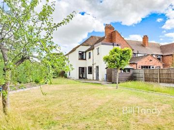 3 bedroom end of terrace house for sale