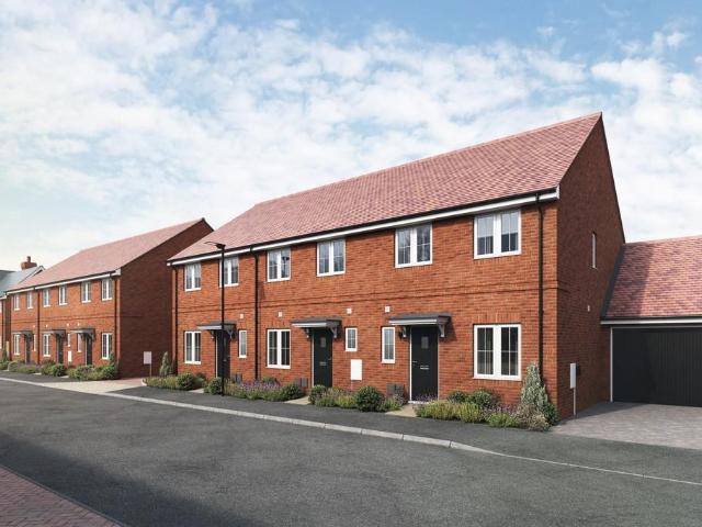 3 bedroom end of terrace house for sale