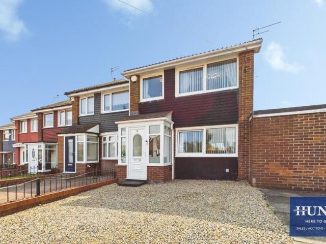 3 bedroom end of terrace house for sale