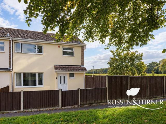 3 bedroom end of terrace house for sale