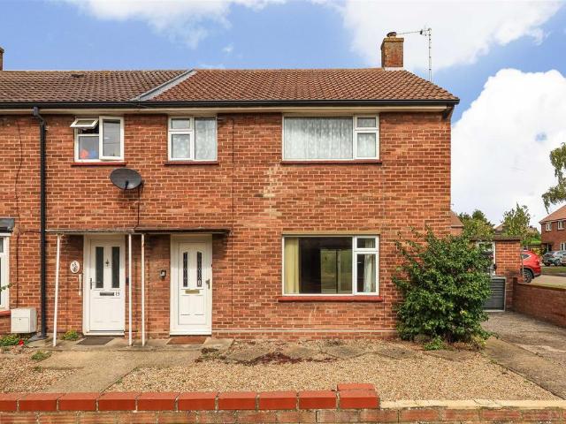 3 bedroom end of terrace house for sale