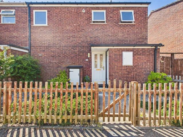 3 bedroom end of terrace house for sale