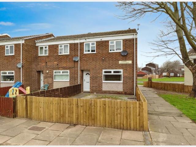 3 bedroom end of terrace house for sale