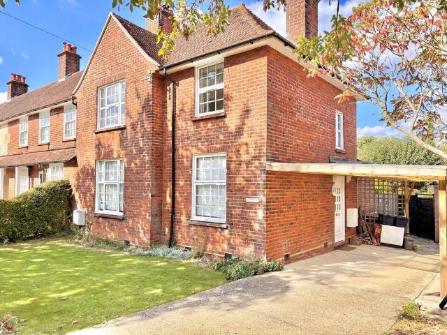 3 bedroom end of terrace house for sale