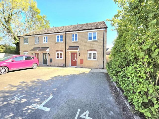 3 bedroom end of terrace house for sale