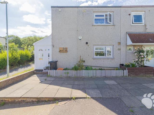 3 bedroom end of terrace house for sale