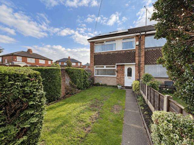 3 bedroom end of terrace house for sale