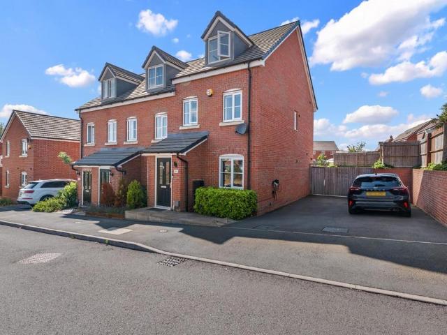 3 bedroom end of terrace house for sale