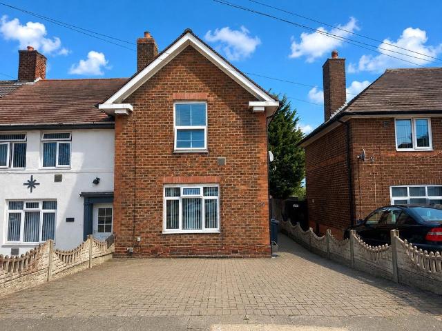 3 bedroom end of terrace house for sale