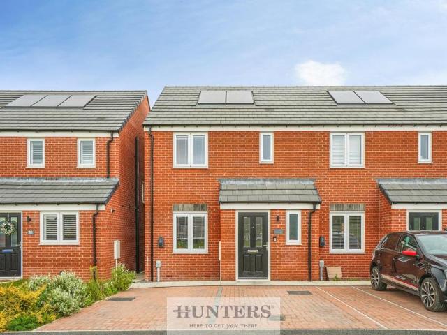 3 bedroom end of terrace house for sale