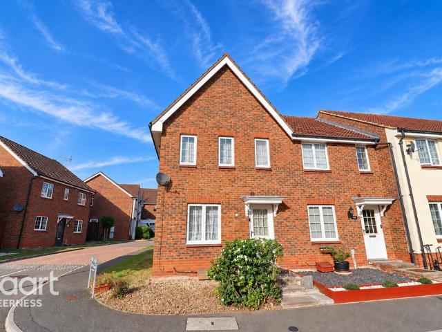 3 bedroom end of terrace house for sale