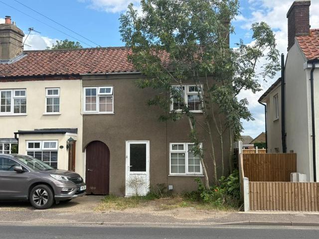 3 bedroom end of terrace house for sale