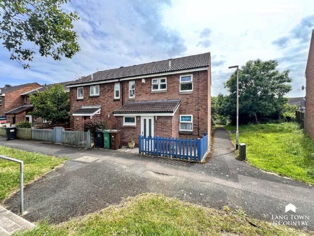 3 bedroom end of terrace house for sale