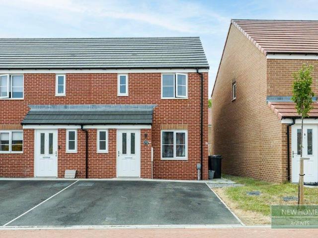 3 bedroom end of terrace house for sale