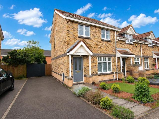 3 bedroom end of terrace house for sale
