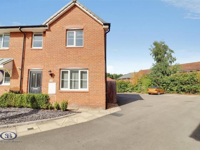 3 bedroom end of terrace house for sale